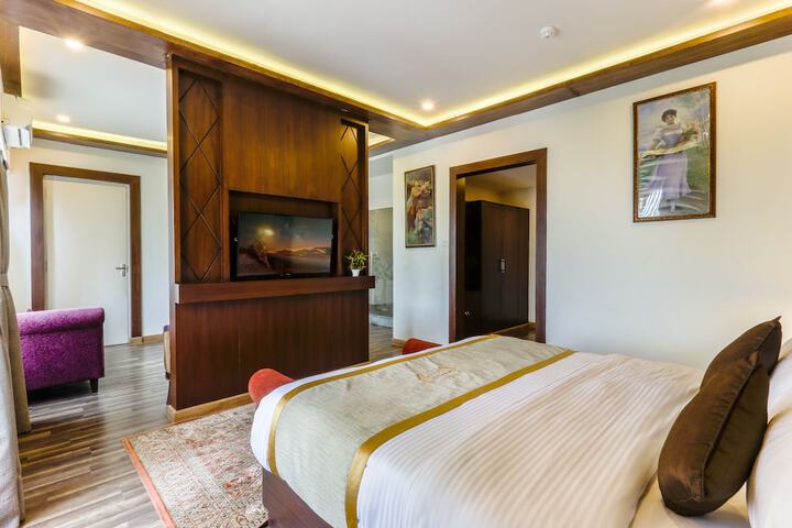Room 36 of 110