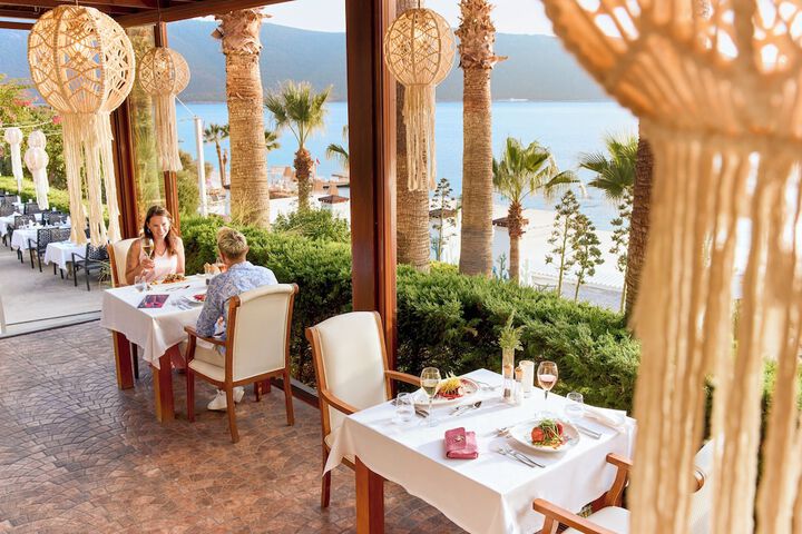 Dining 94 of 155