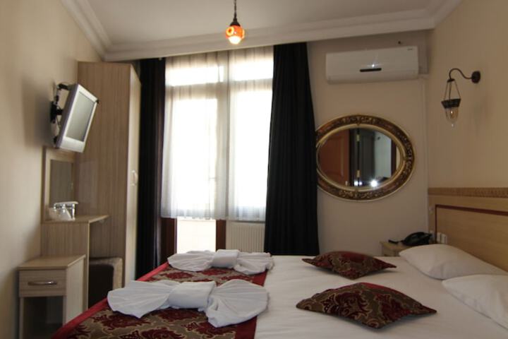 Room 17 of 74