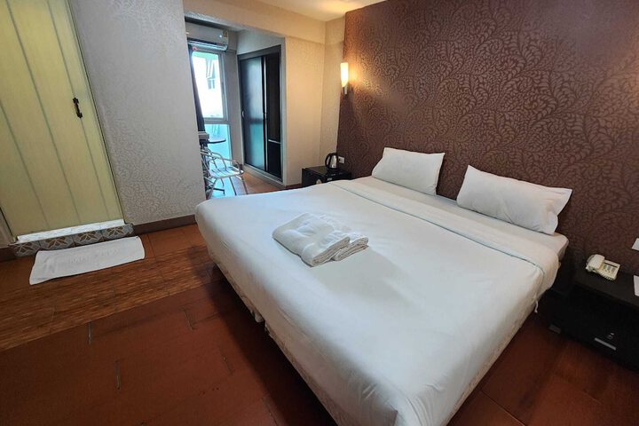 Room 20 of 56