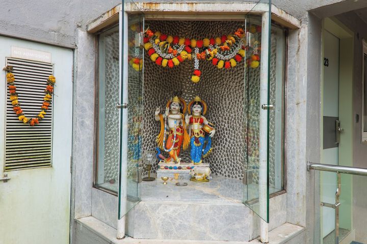 Lobby Entry