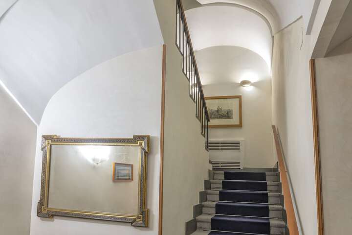 Ballroom/Hall 99 of 109