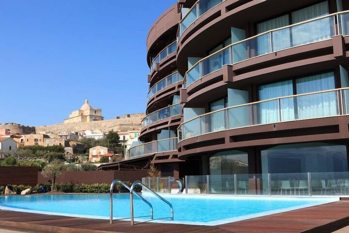 Pools & Facilities