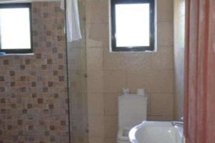 Room 6 of 7