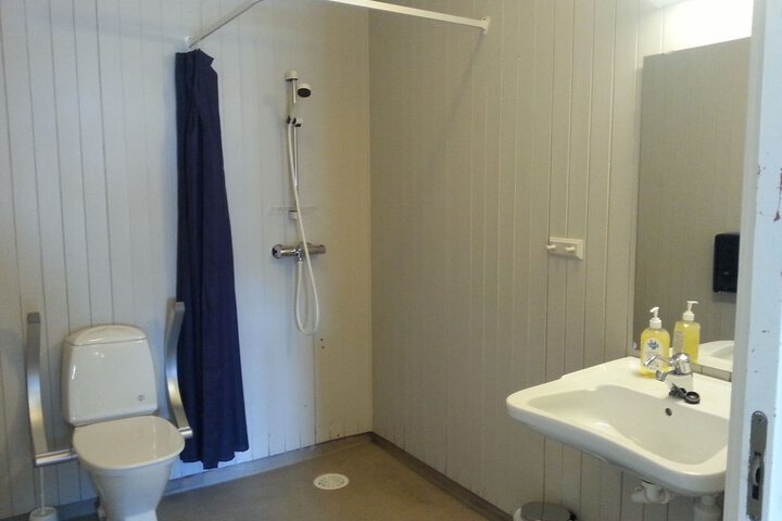 Room 16 of 22