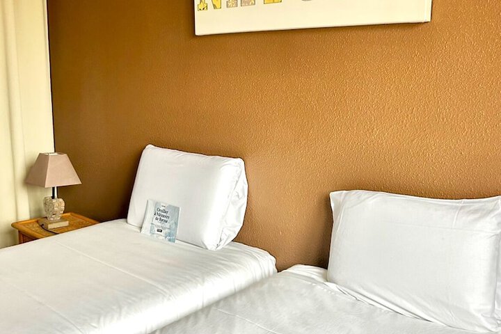 Room 7 of 31