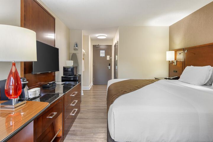 Room 14 of 25