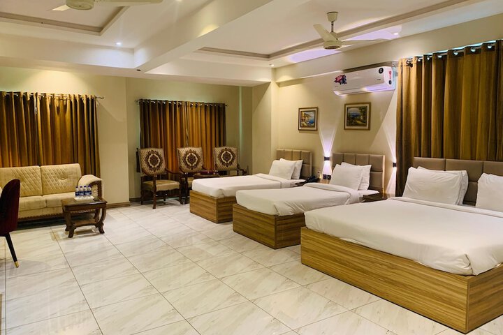 Room 21 of 53
