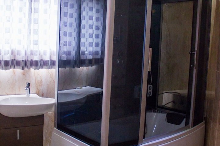 Clean Restrooms