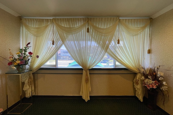 Room 12 of 37