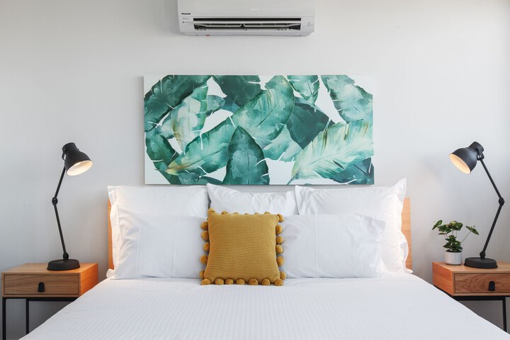 Room 9 of 27