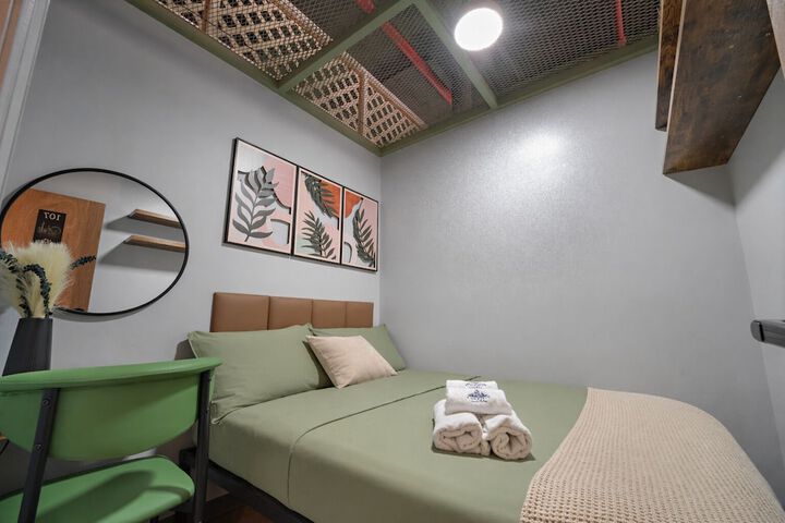 Room 7 of 35