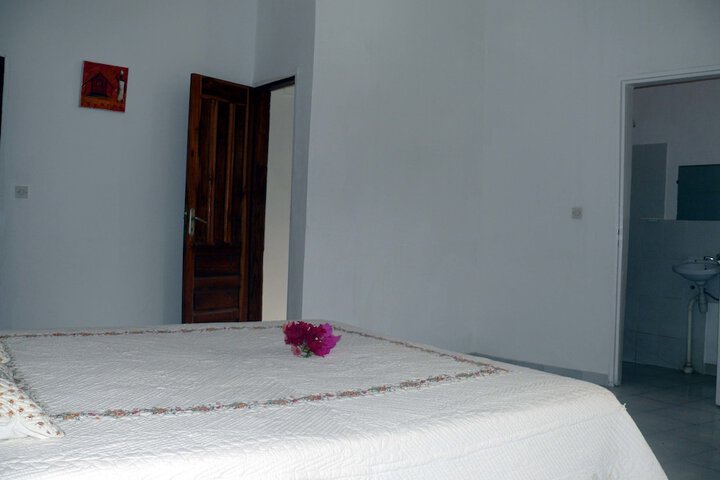 Room 13 of 17