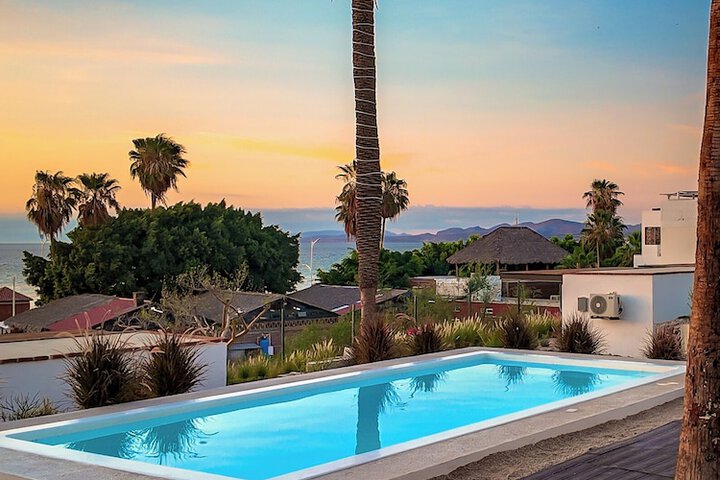 Pool 60 of 113