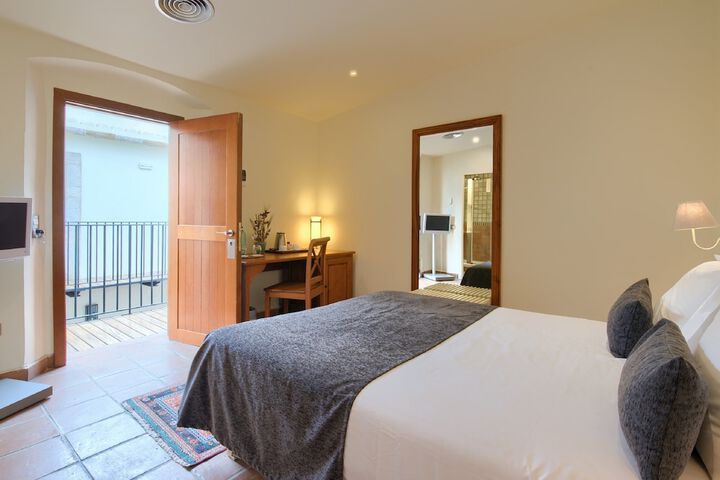 Room 40 of 73