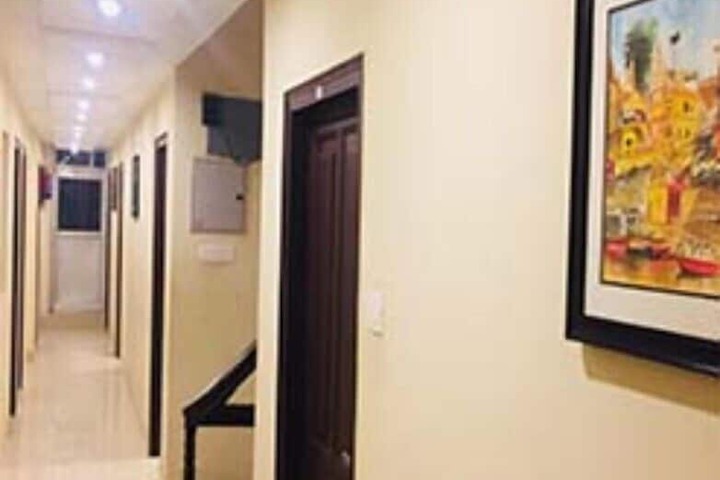 Ballroom/Hall 38 of 39