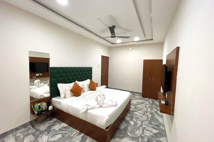 Room 21 of 29