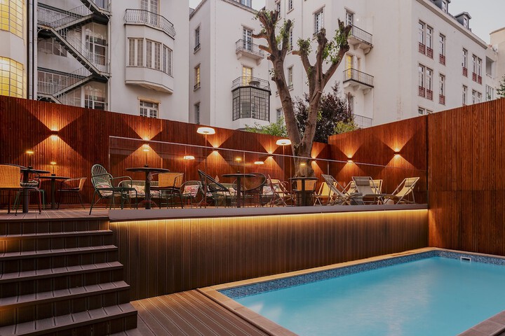 Pool 39 of 66