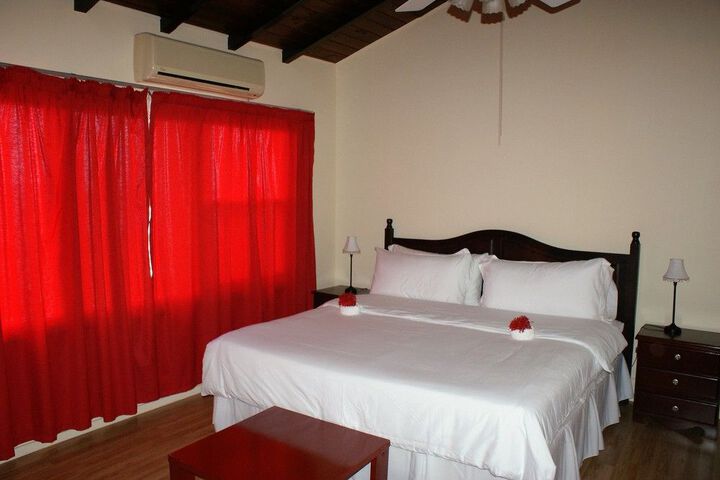 Room 8 of 17