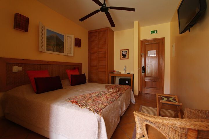 Room 34 of 95