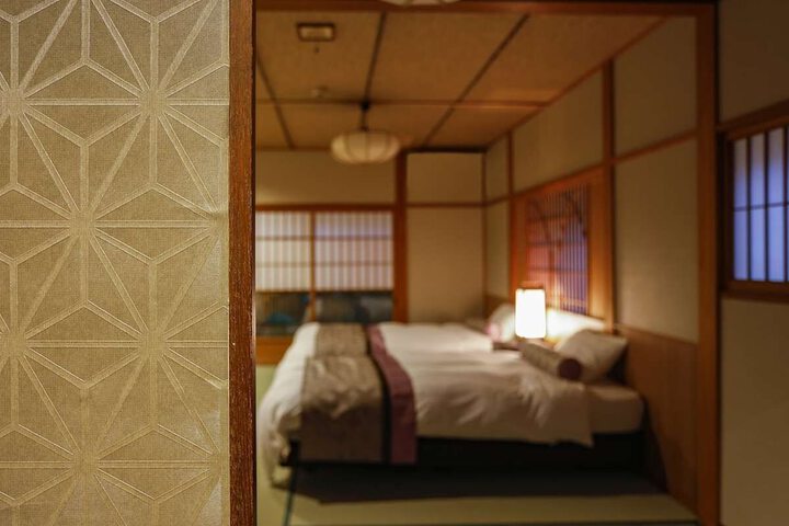 Room 17 of 108
