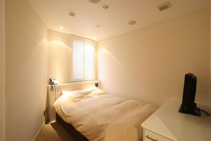 Room 15 of 47
