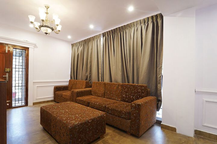Hotel Interior 7 of 22
