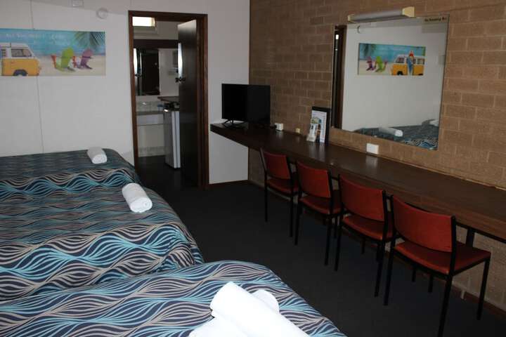 Room 8 of 39