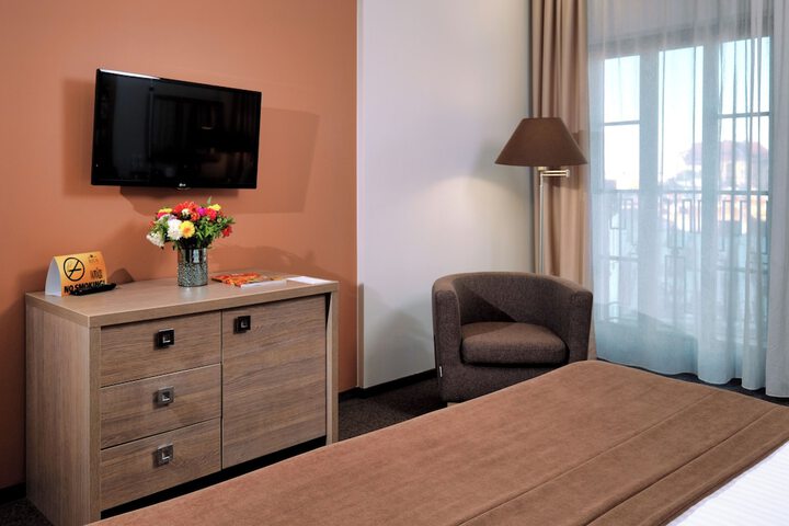 Room 13 of 61