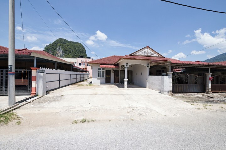 Photo of Hotel O Iman Roomstay Gua Musang