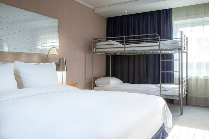 Room 15 of 72