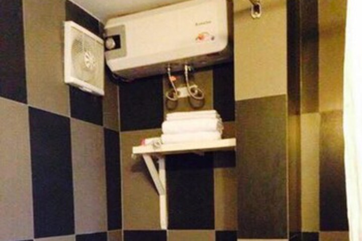 Room 2 of 15