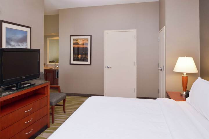 Room 12 of 40