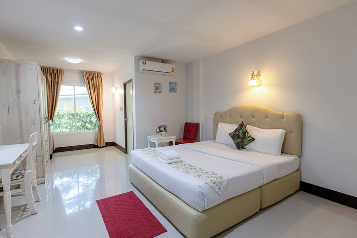 Room 3 of 22