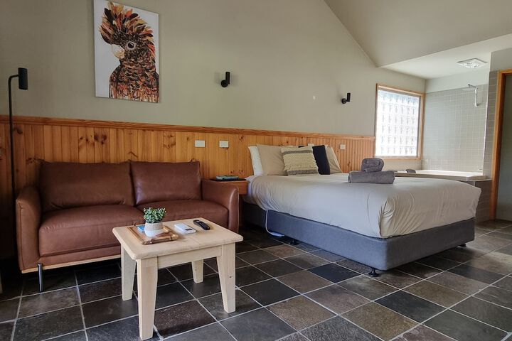 Room 8 of 31