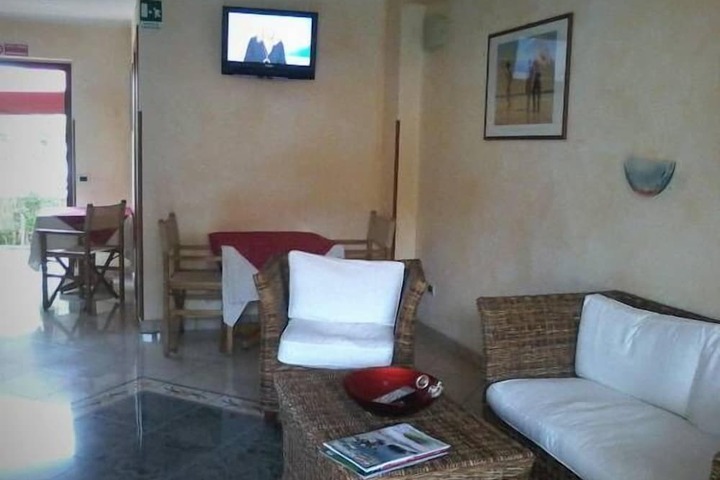 Lobby sitting area