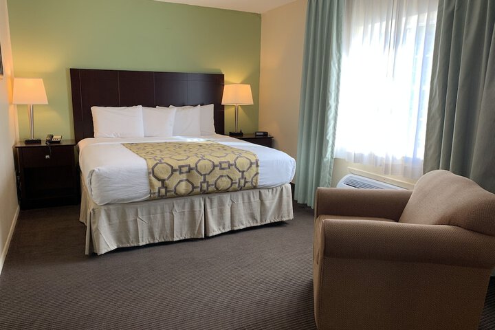 1 King Bed (14 of 29)