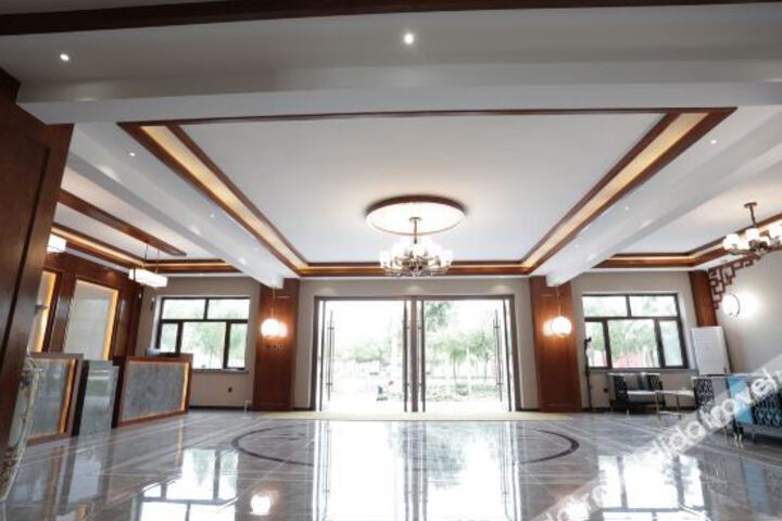 Hotel Interior 11 of 21