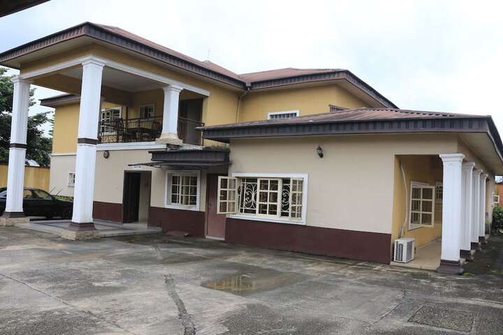 Hotel 16 of 16