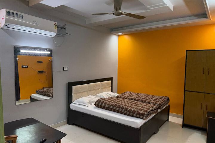 Room 4 of 21