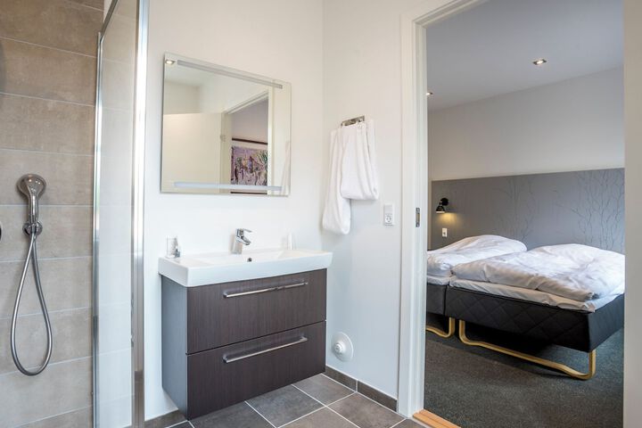 Room 15 of 43