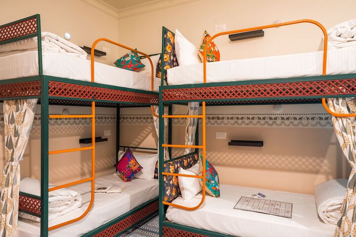 Room 15 of 90