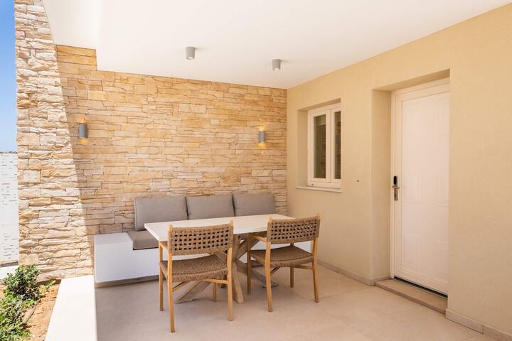 Terrace/Patio 31 of 43