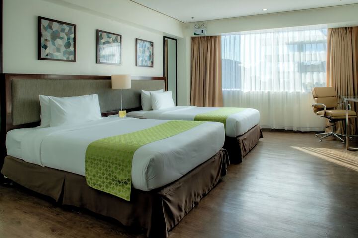 Room 16 of 74