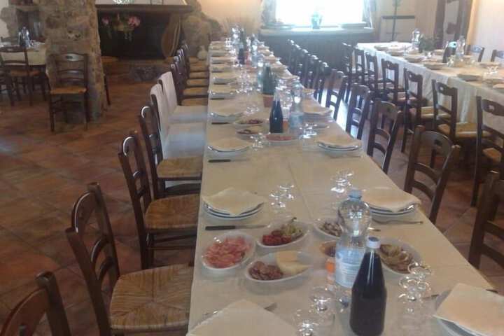 Dining 40 of 64