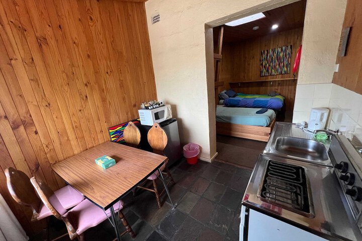 Room 13 of 109