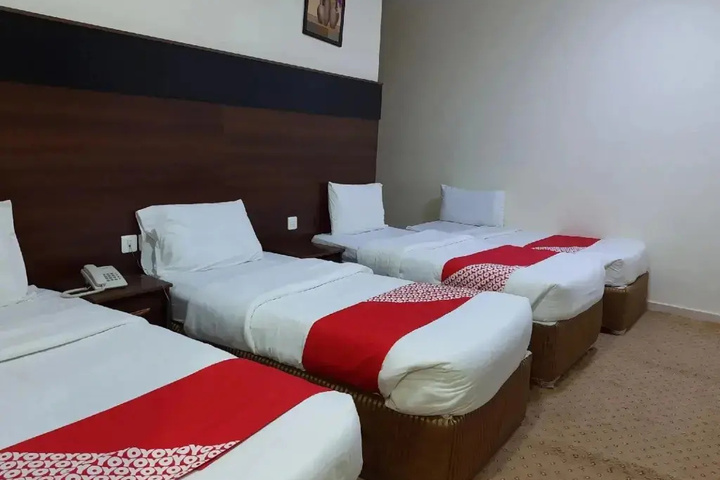 OYO 448 ESKAN 8 HOTEL
