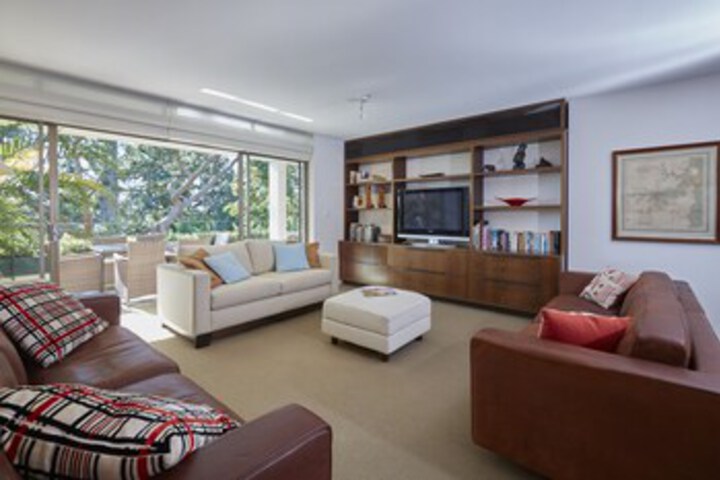 Room 14 of 22
