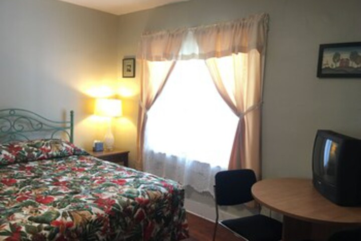 Room 52 of 246