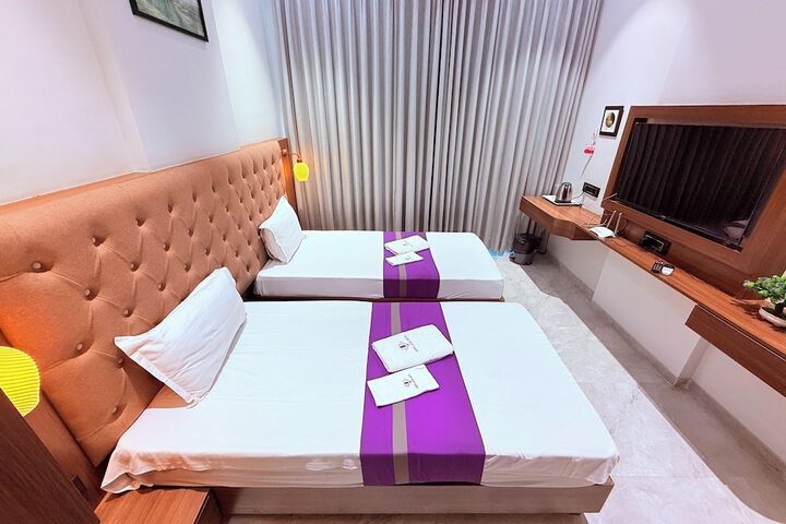 Room 44 of 63